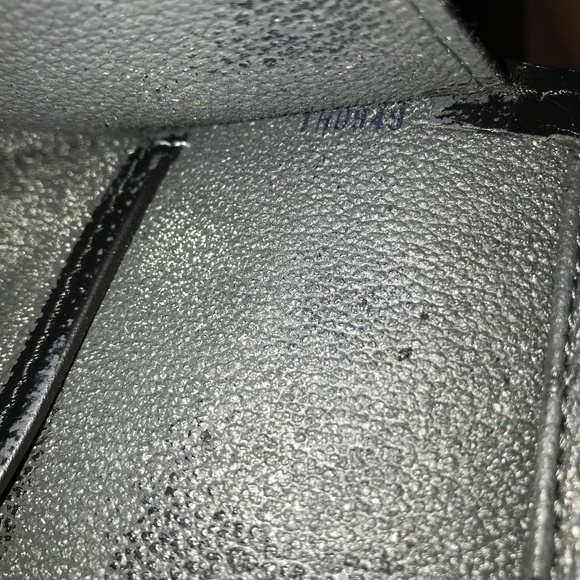 Auth LOUIS VUITTON EPI Noir Riviera Handbag - Picture 8 of 8